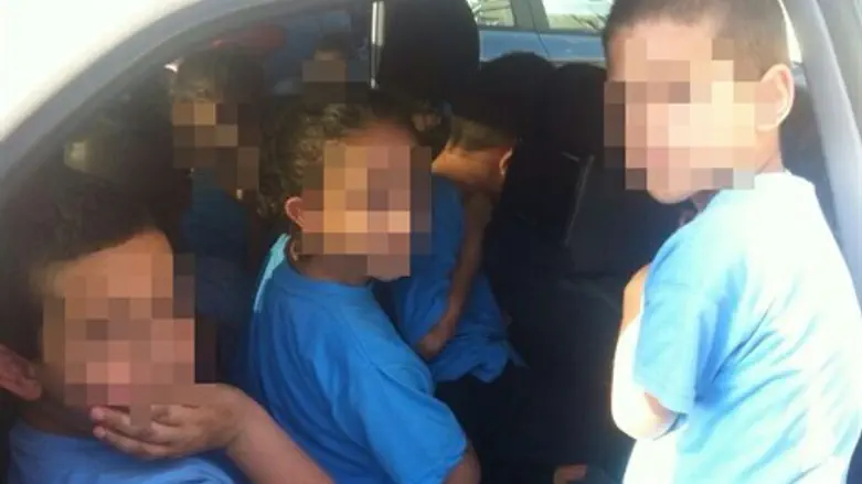 הילדים ברכב