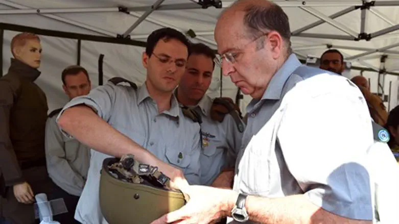 יעלון באגף הלוגיסטיקה. היום