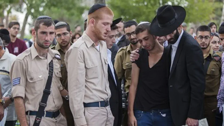 הלוויתו של אלמוג שילוני הי"ד