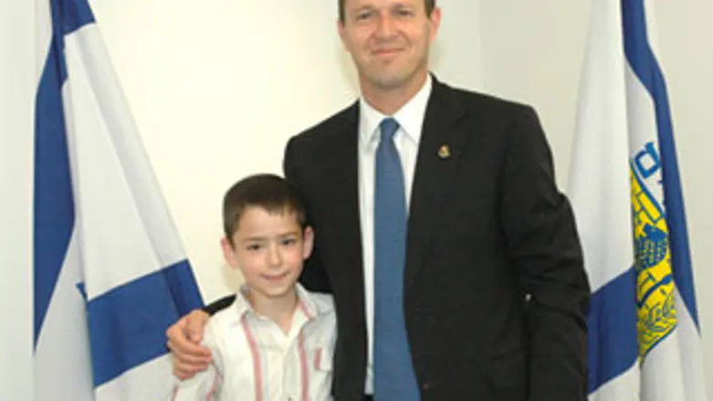 ברקת עם שיאן הקריאה, דביר איפרגן