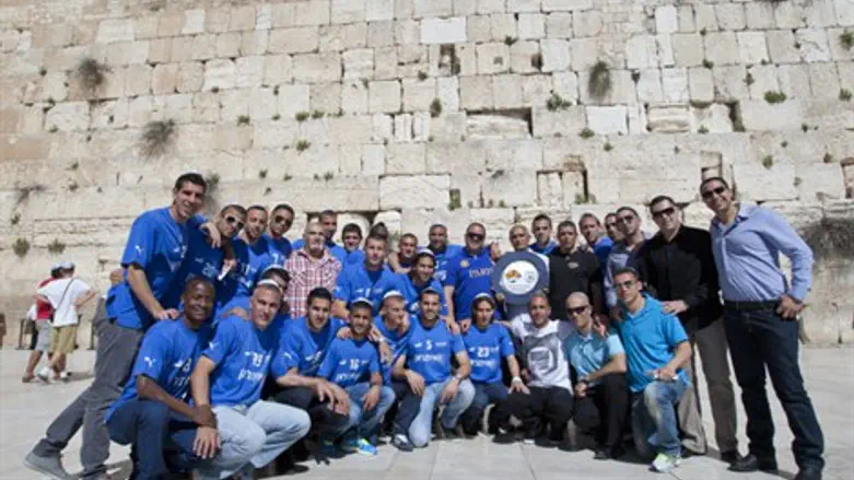 ישחזרו את התמונה מהאליפות הקודמת?