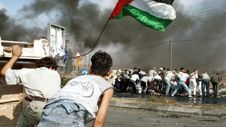 נערכים לגל נוסף של מהומות