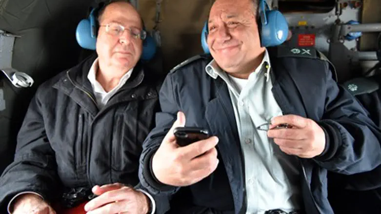 משה יעלון והאלוף אייזנקוט