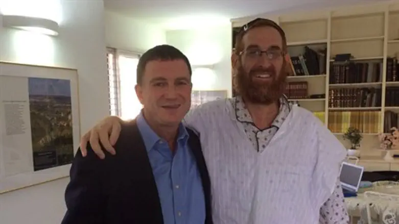 אדלשטיין וגליק