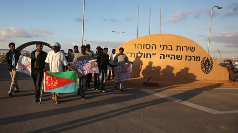 מה יהיה עם מתקן חוות? לא ברור