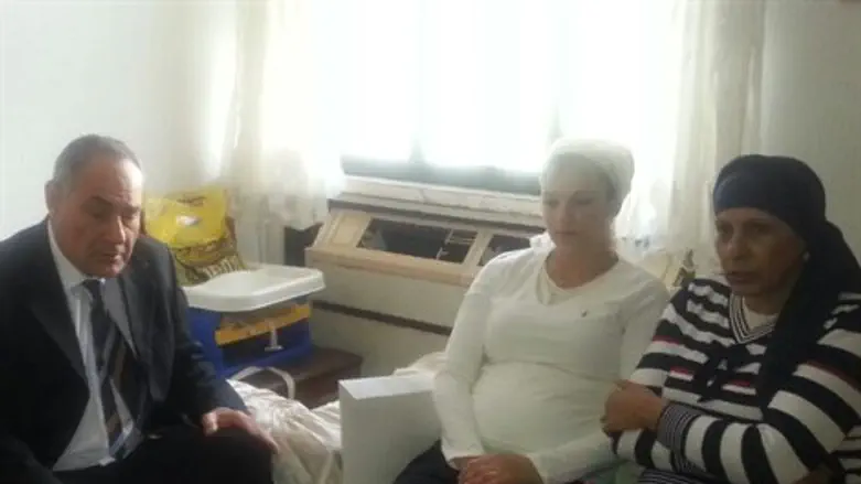 יועץ ראש הממשלה בבית משפחת עראמי