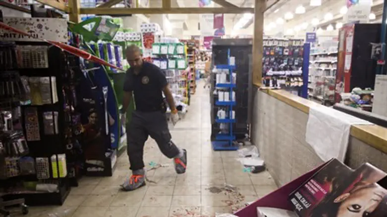 Сцена теракта в "Рами-Леви"