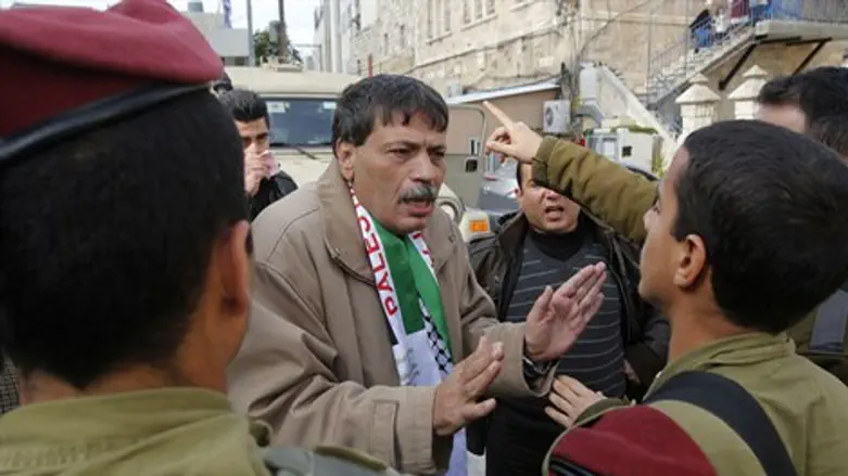 זיאד אבו עין