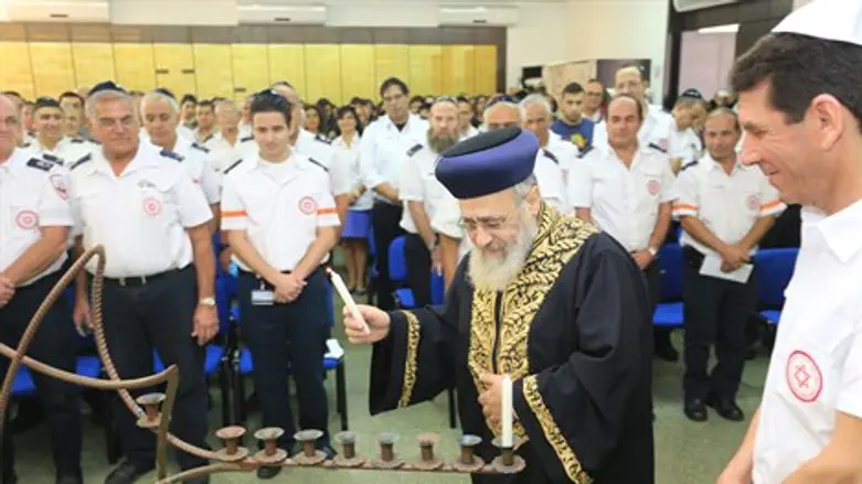 הרב יצחק יוסף במד"א