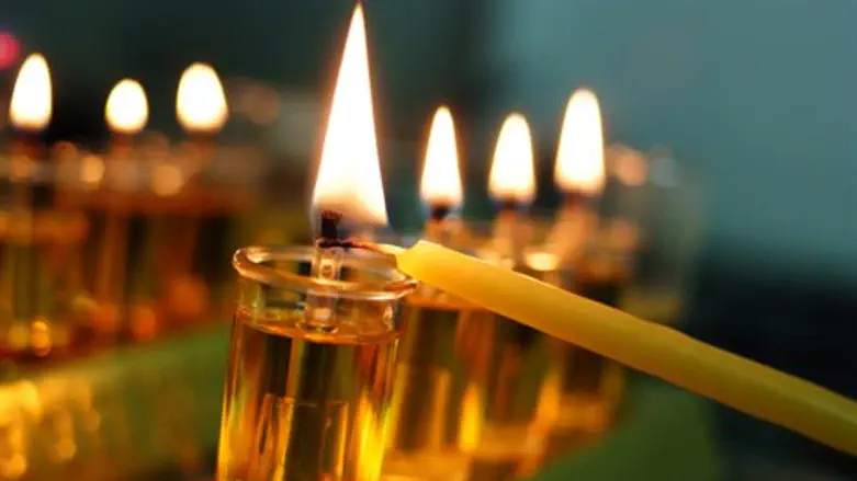 חנוכה חנוכיה