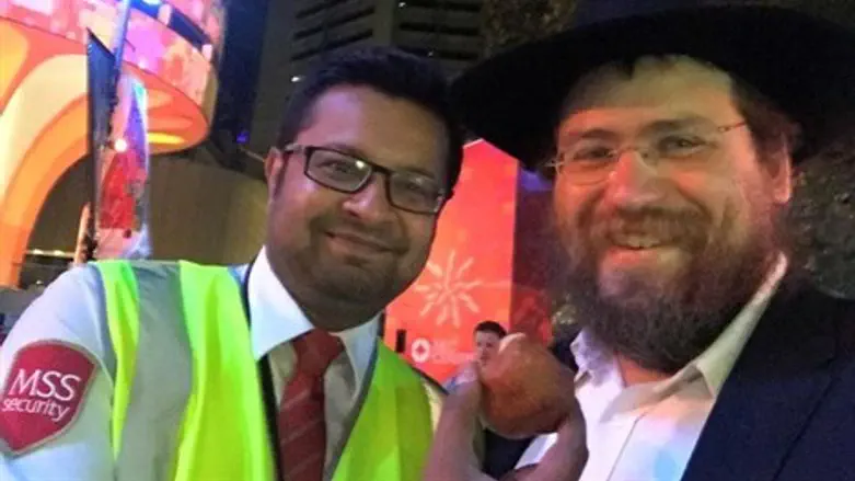 סלפי עם סופגניה בסידני