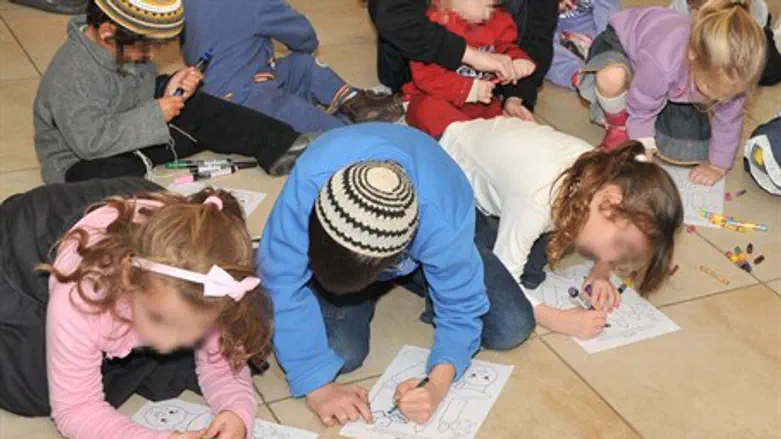 Hanukkah can be a difficult time of year for those struggling to cope with the loss of a l