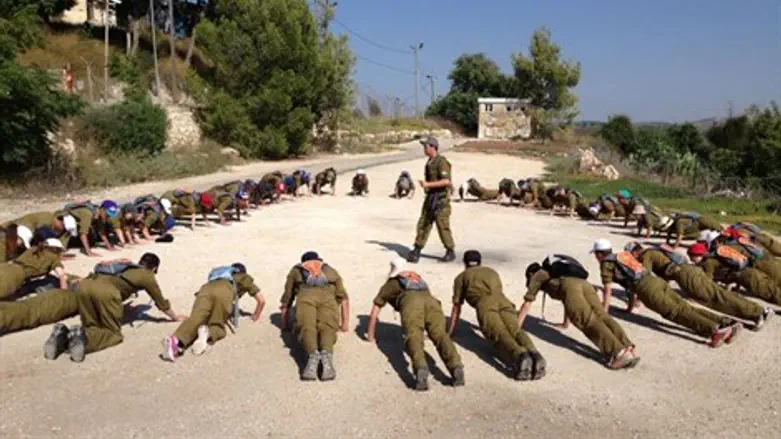 בקורסים עוברים גם חיילים שמשרתים באזורים המועדים לטרור