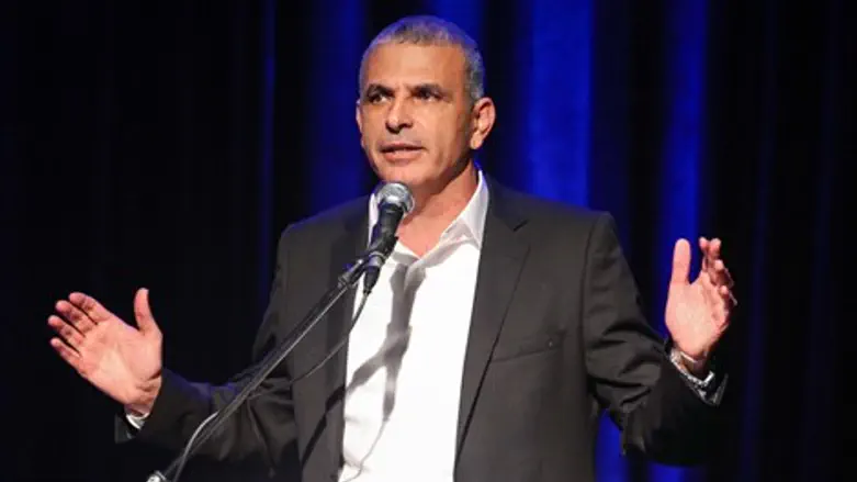 התנתקות חברתית. כחלון