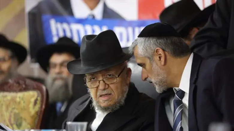 הרב מאזוז ואלי ישי בכנס בחירות