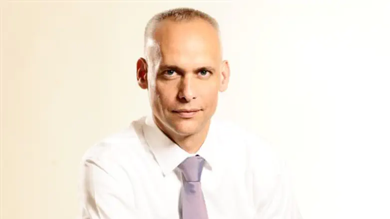 כבוד ומענק. ד"ר גיאלצ'ינסקי