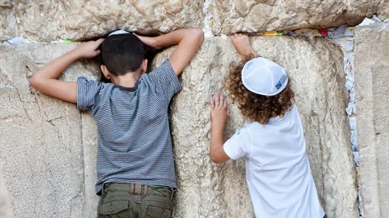 לשוב בתשובה ולהרהר במעשינו