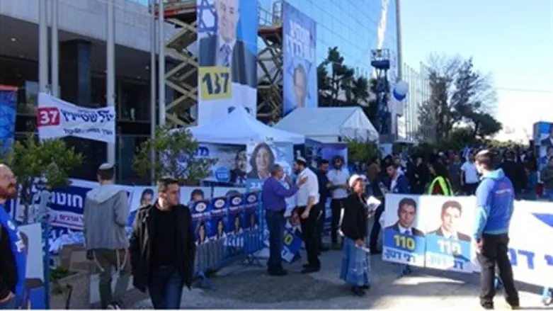 Voting Station