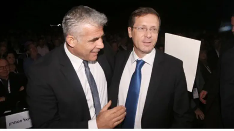 Yair Lapid, Yitzhak Herzog