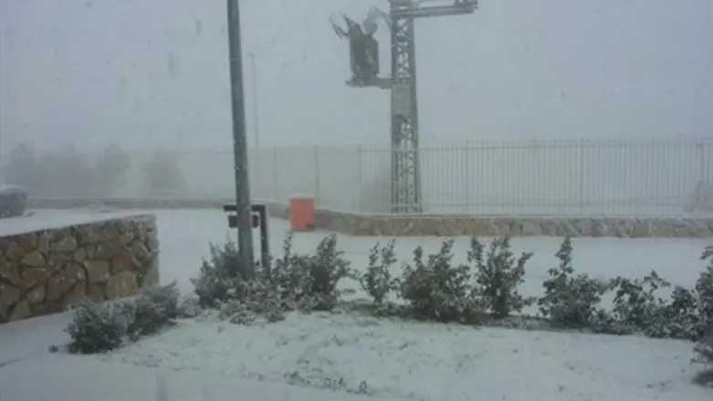 תקועים בשלג