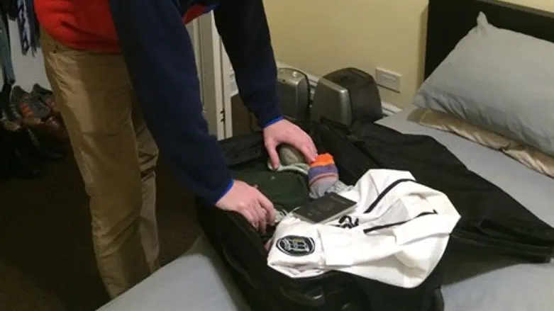 אורזים בדרך לועידה. ארה"ב