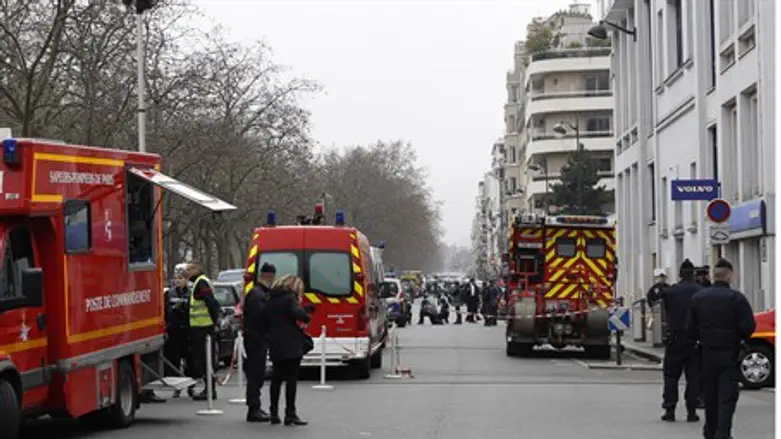 Париж, местность около "Charlie Hebdo"