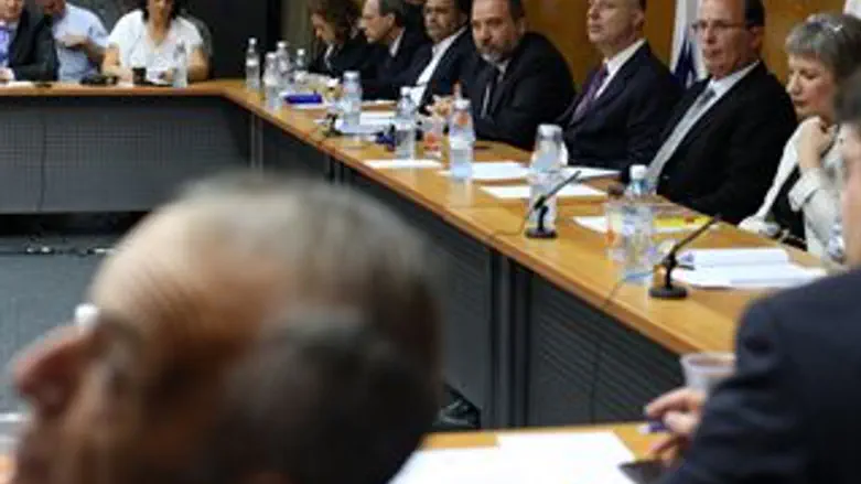 וועדת חוץ וביטחון