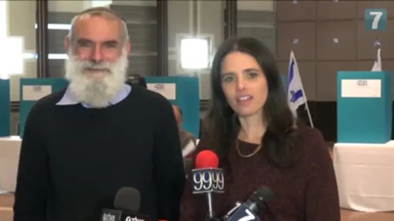 שקד והרב רונצקי