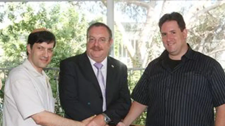 שי מכנס, השר הרשקוביץ וד"ר שוורץ