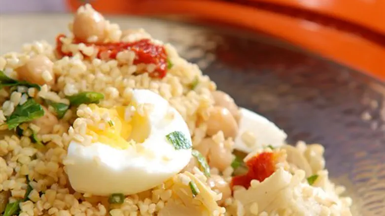 בורגול עם גרגירי חומוס