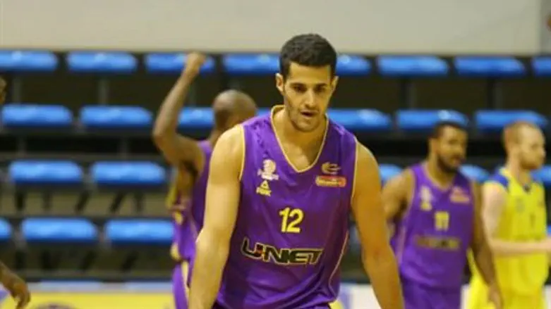 הרוש. אחראי על הפתעת המחזור