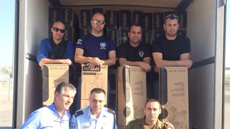 חלק מחברי הצוות המשולב שאיתר את הגניבה