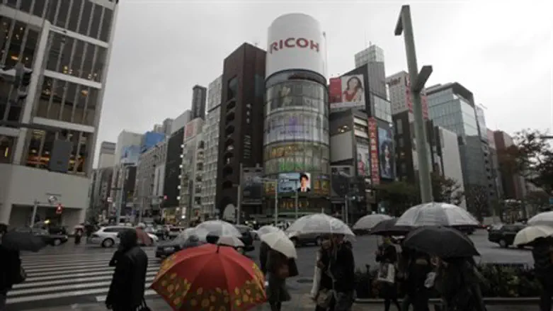 Downtown Tokyo (illustration)