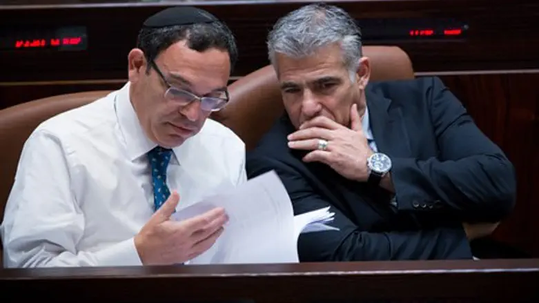 השרים לפיד ופירון