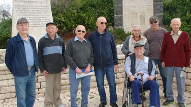 בכניסה למצודה