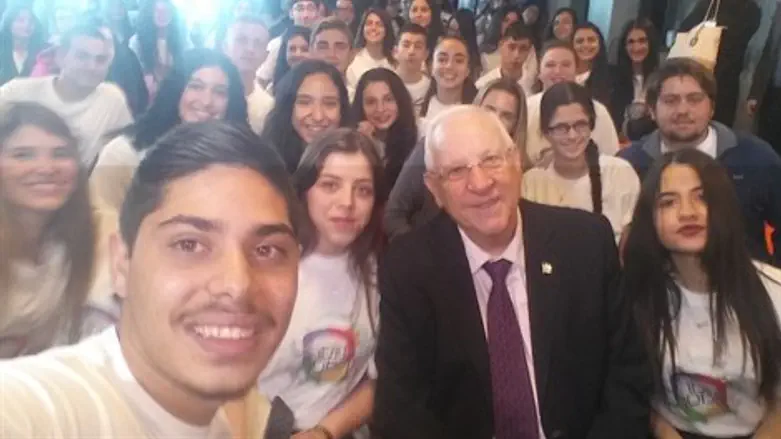 ריבלין במשרדי גוגל