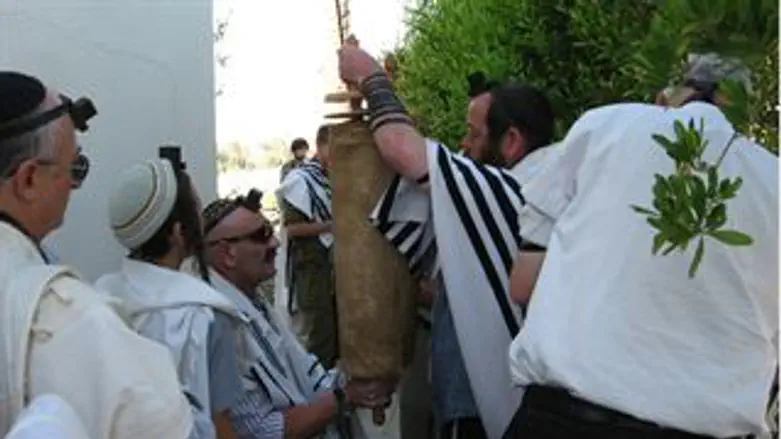 תפילת ר"ח בבית הכנסת ביריחו