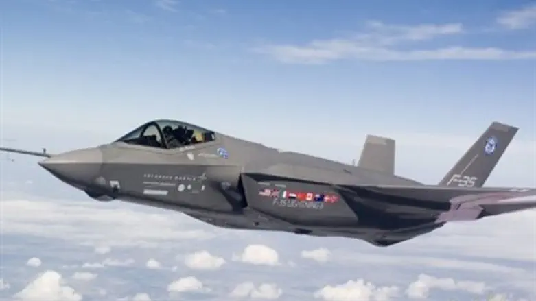 F35