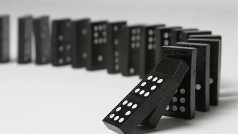 Dominoes (illustration)