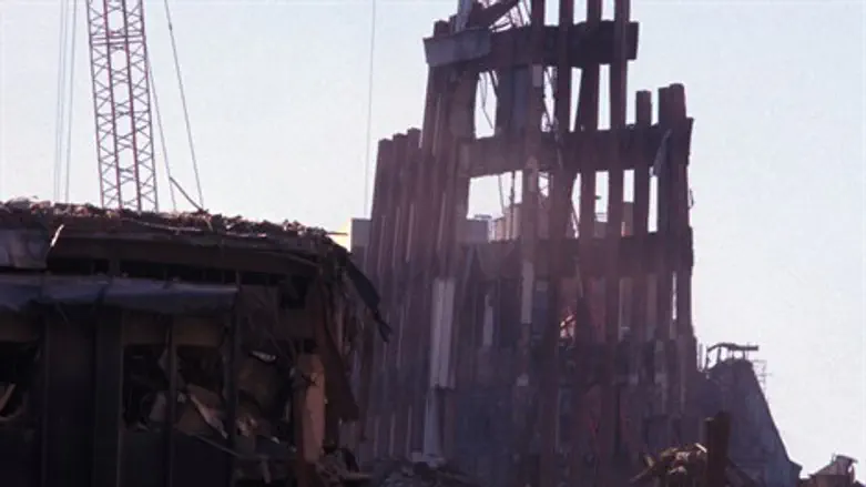 האשמות אנטישמיות מחורבות התאומים