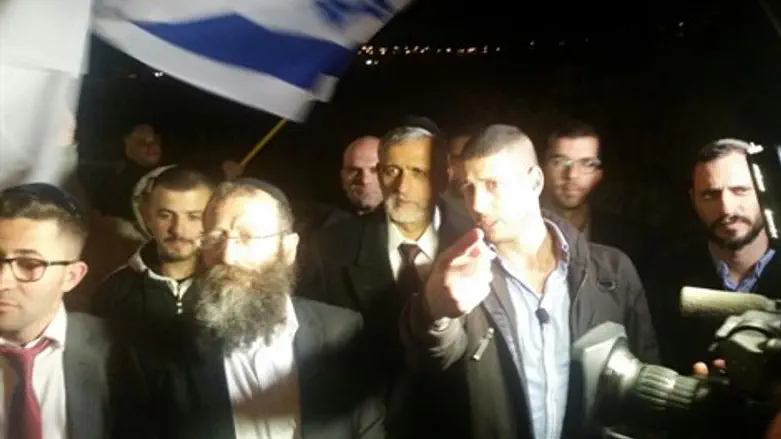מפלגת יחד בקו התפר