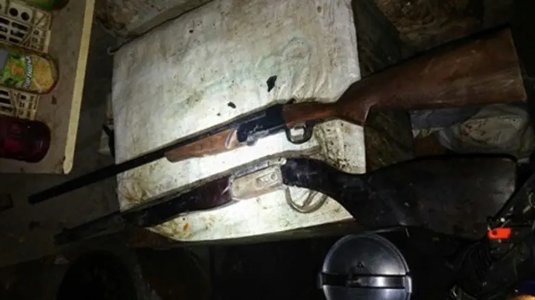 שניים מכלי הנשק שנתפסו