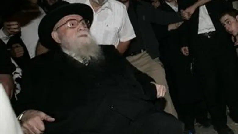 הרב מנחם פרוש