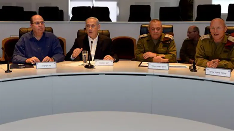 נתניהו ויעלון באוגדת איו"ש