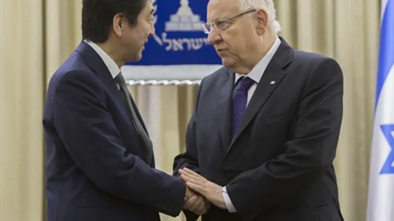 Japanese PM Shinzo Abe, Reuven Rivlin