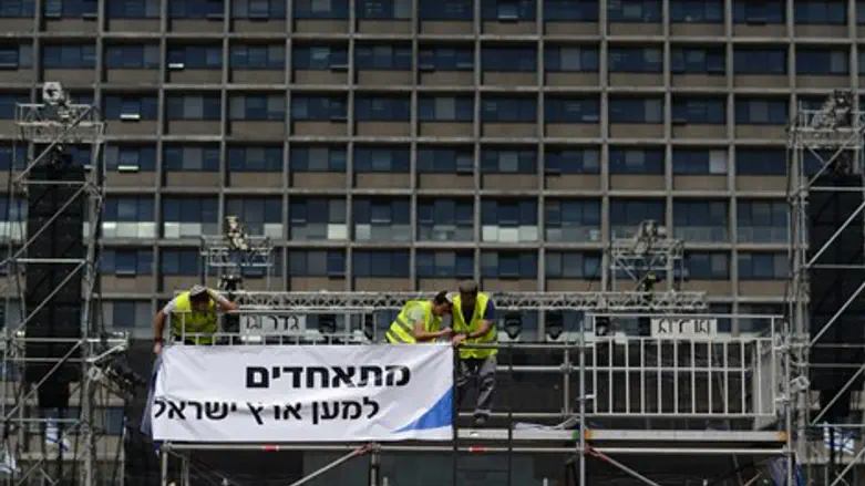 ההכנות לעצרת