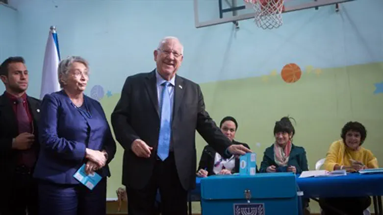 ריבלין מצביע