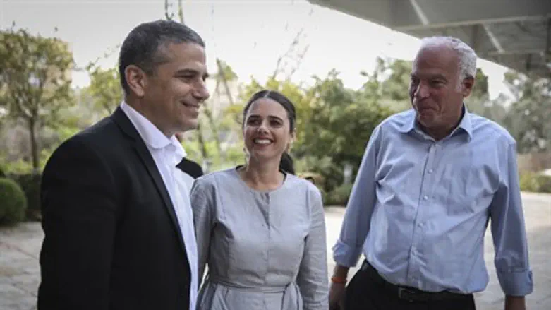 Ури Ариэль, Айелет Шакед и Янон Магал
