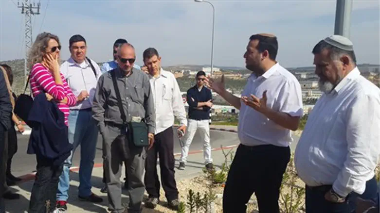 Израильские дипломаты в Самарии