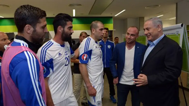 נתניהו מעביר שיעור